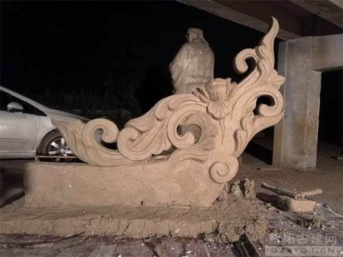 古建材料青灰瓦應(yīng)該怎么鋪設(shè)？