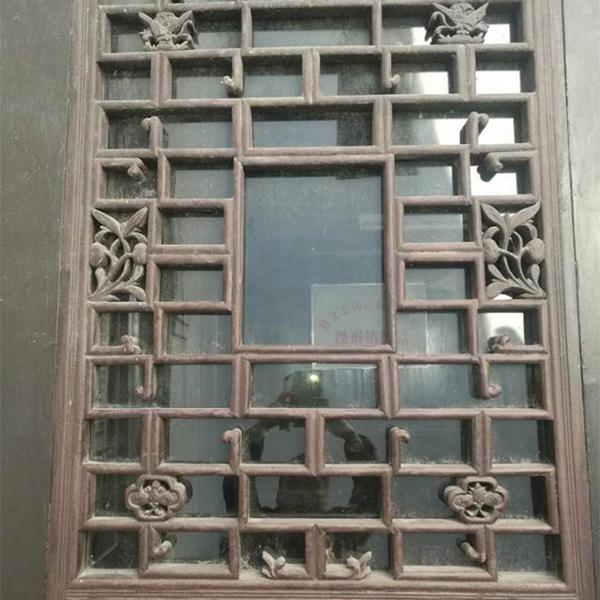 仿古門窗應用廣泛體現(xiàn)在哪